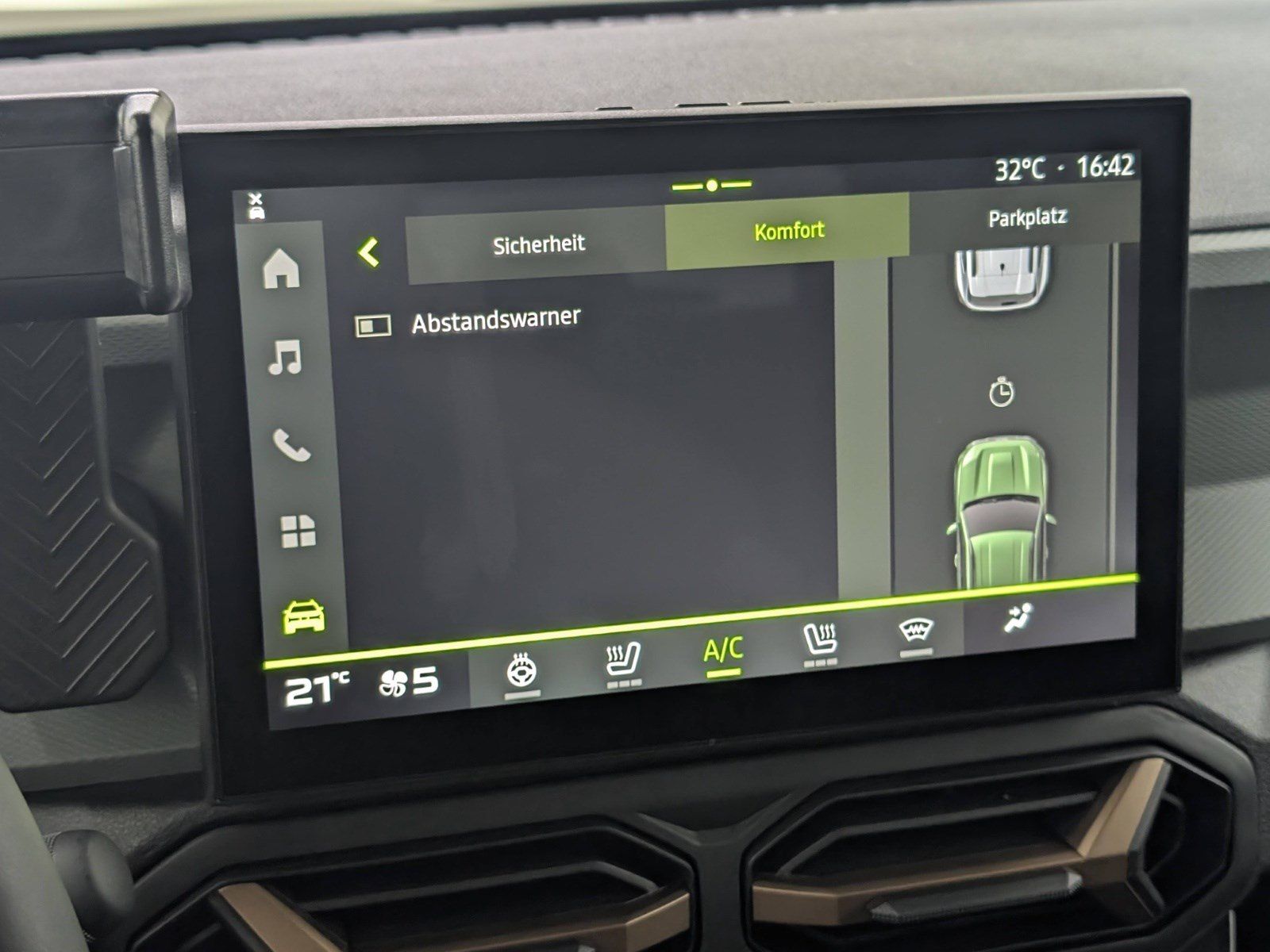 DACIA Duster  Extreme Hybrid-G 150 4x4 Technik – Bild 24