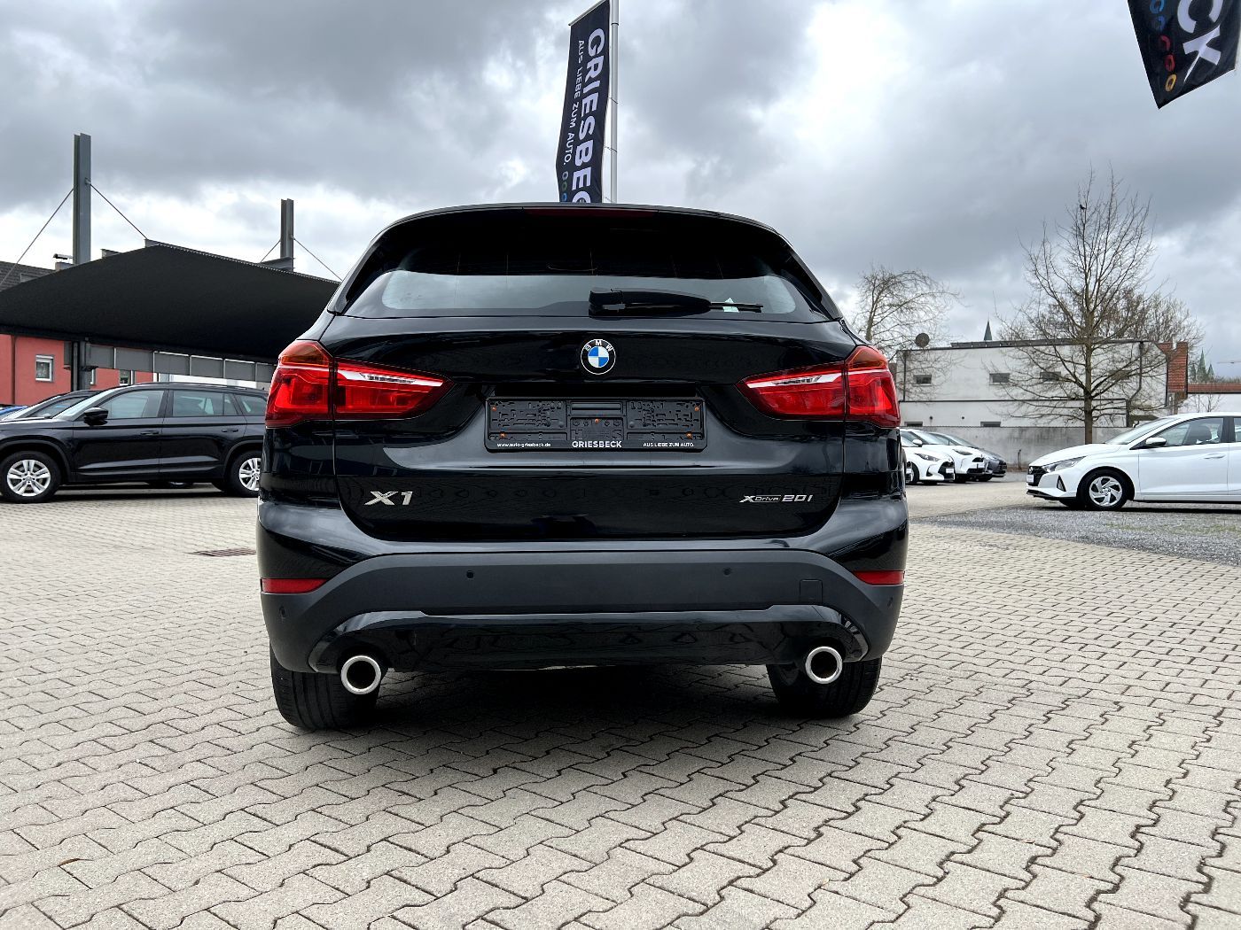 BMW X1 20i xDrive Advantage *Leder Sitzh. DAB PDC* foto 3