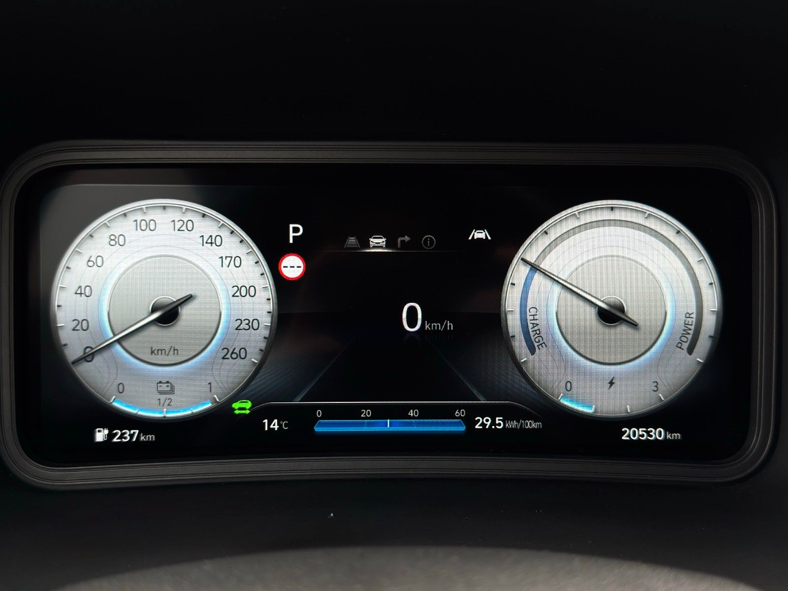 Fahrzeugabbildung Hyundai KONA E Edition 30+ PDC SHZ LHZ KRELL Temp CarPl.