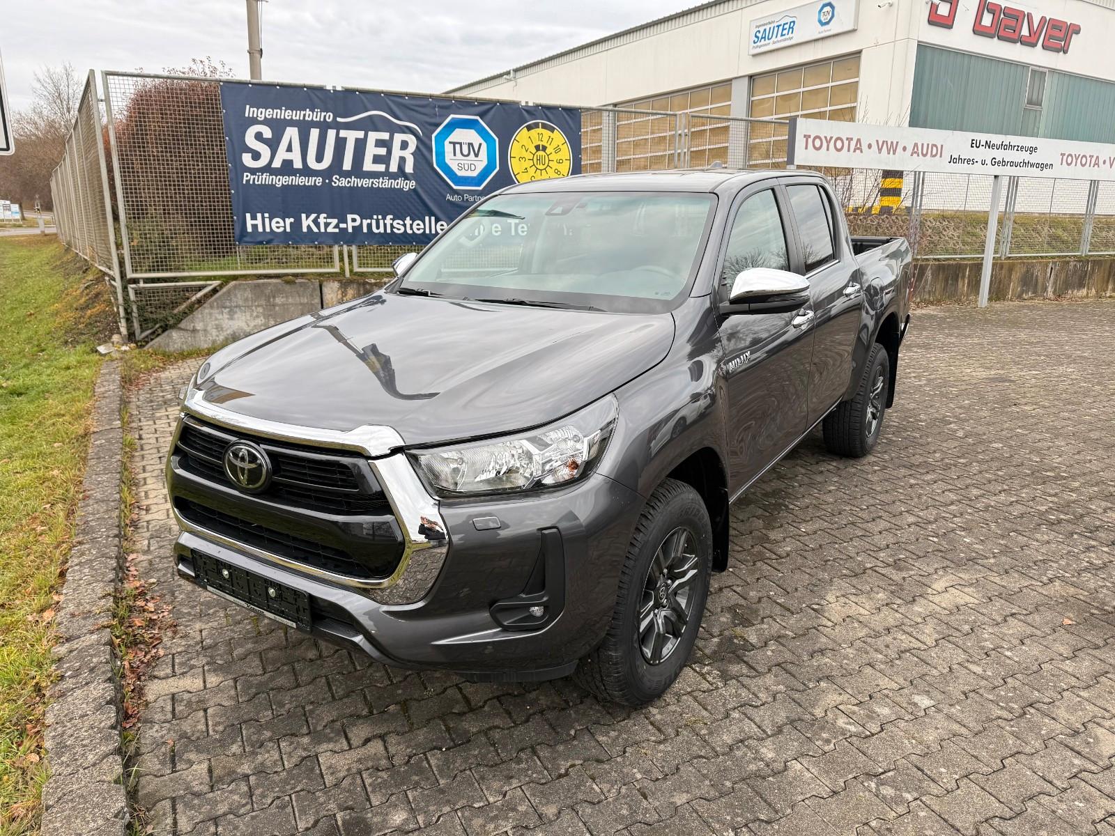 Toyota Hilux 2.4 D-4D Double Cab Comfort 4x4 Leder AHK