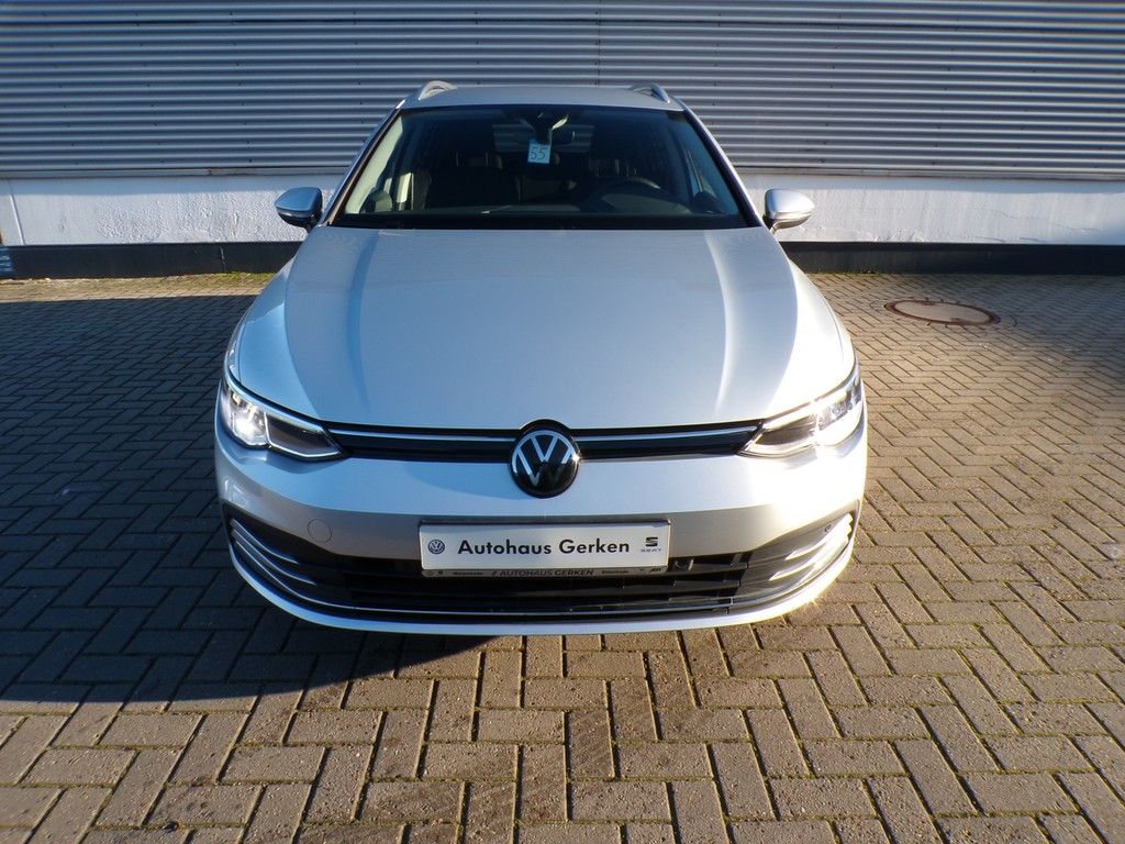 Fahrzeugabbildung Volkswagen Golf VIII Variant 1,5 TSI Active *LED*AHK*NAVI*S