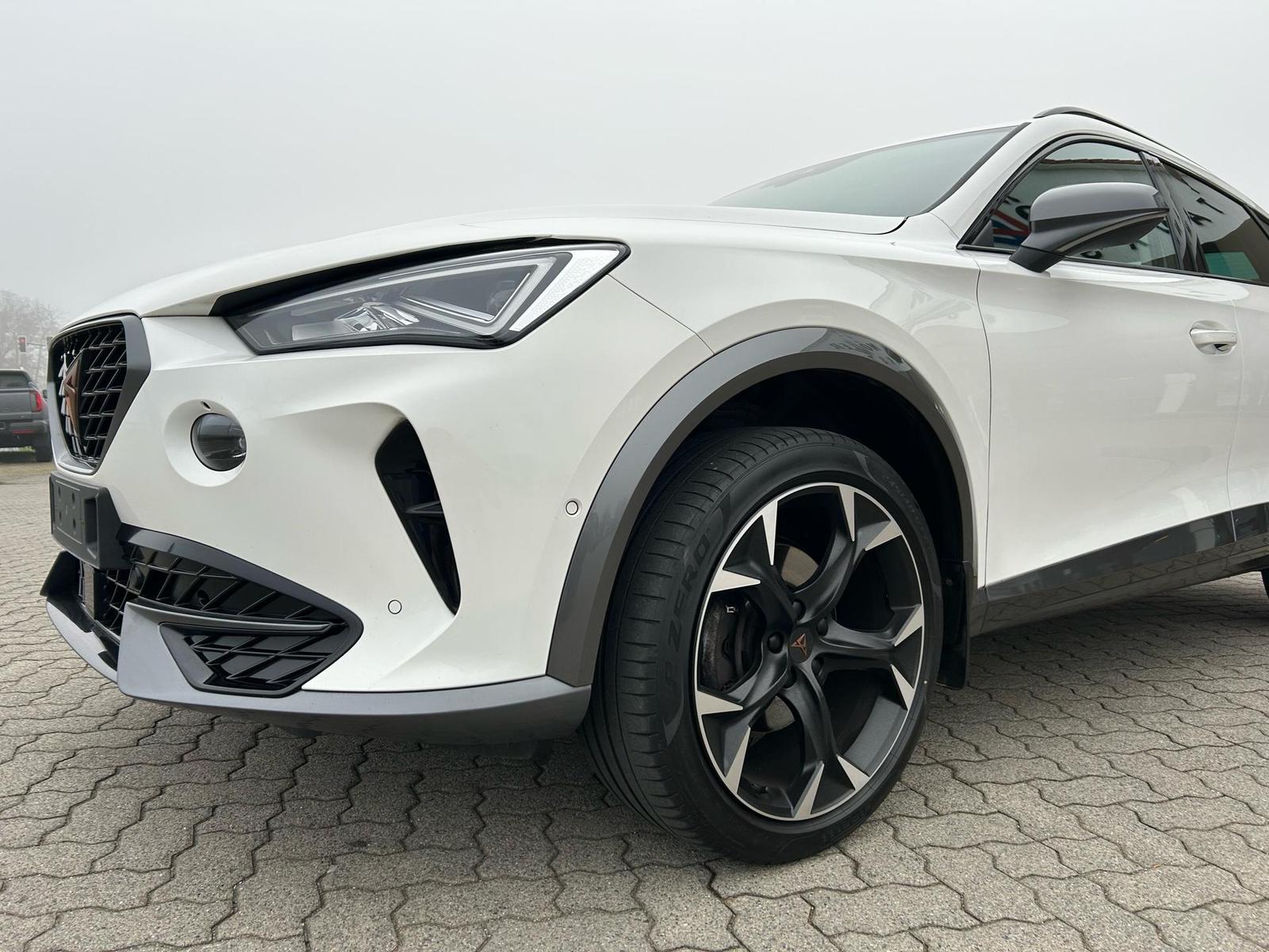 Cupra Formentor 1.5 TSI DSG / AHK