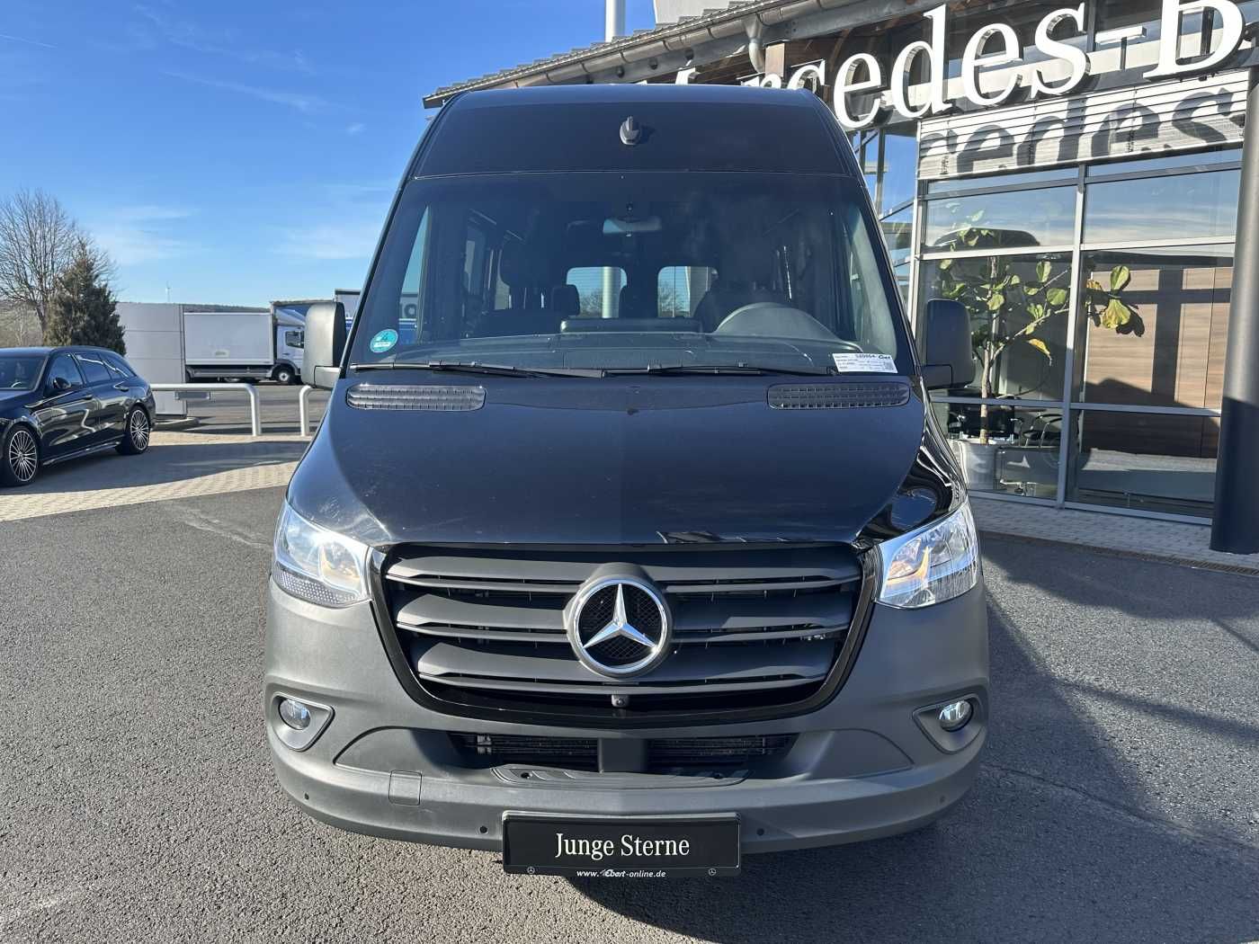 Fahrzeugabbildung Mercedes-Benz Sprinter 317 CDI Tourer Dachklima AHK 360 MBUX