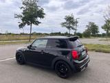 MINI Cooper S/Head-Up/Sportfahrwerk/JCW-Auspuffanlage - MINI Cooper S: Sport