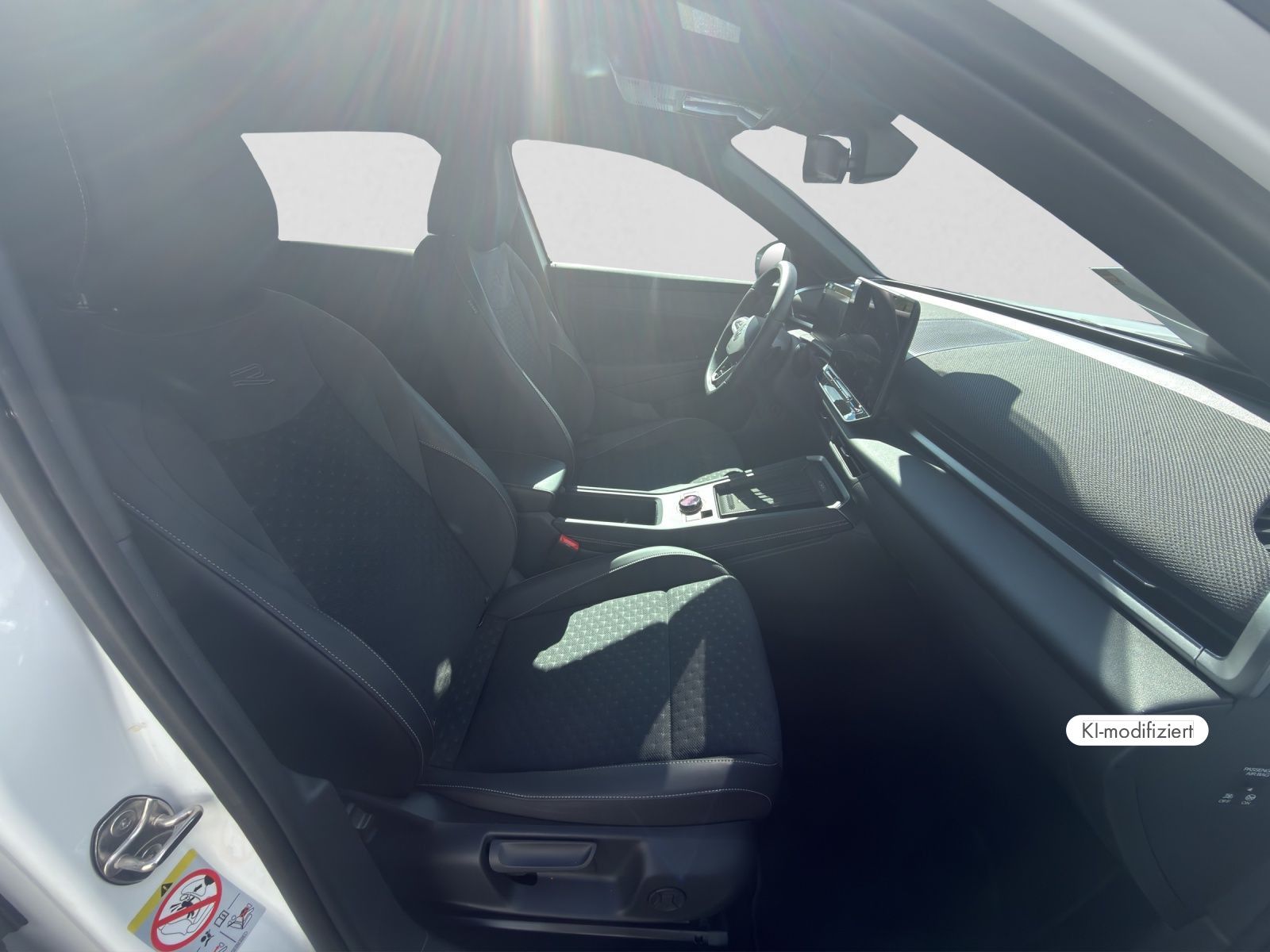 Volkswagen T-Roc R Line 1.5 eTSI DSG AHK NAVI RFK ACC GJR foto 4
