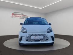 SMART forfour electric drive EQ Faltdach Apple CarPlay
