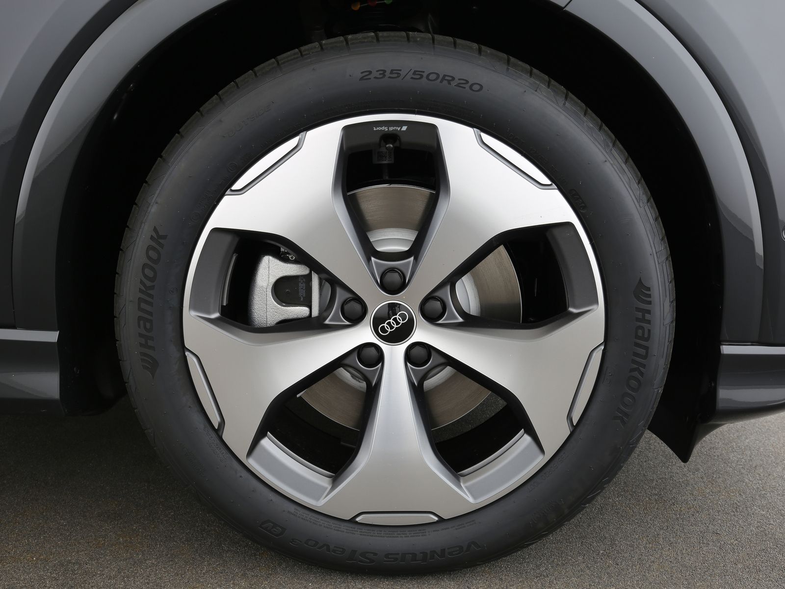 Audi Q4 - Bild 25