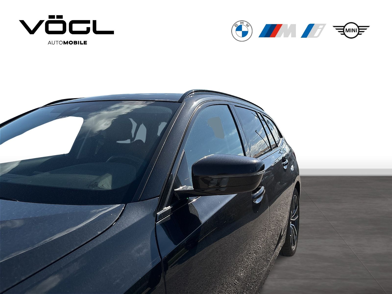 BMW 330e xDrive Touring Sport Line Panoramadach AHK foto 12