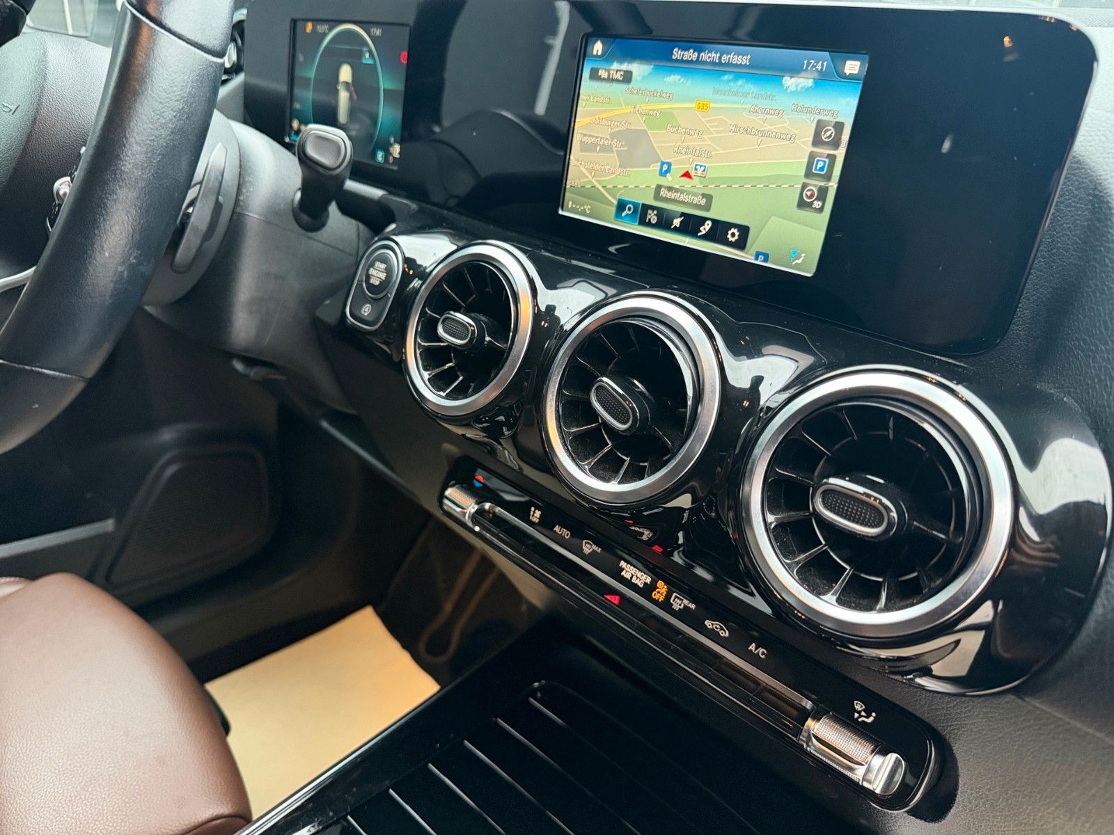 Mercedes-Benz B 200 d 1.Hand/Progressive/LED/Kamera/Navi/Leder foto 9