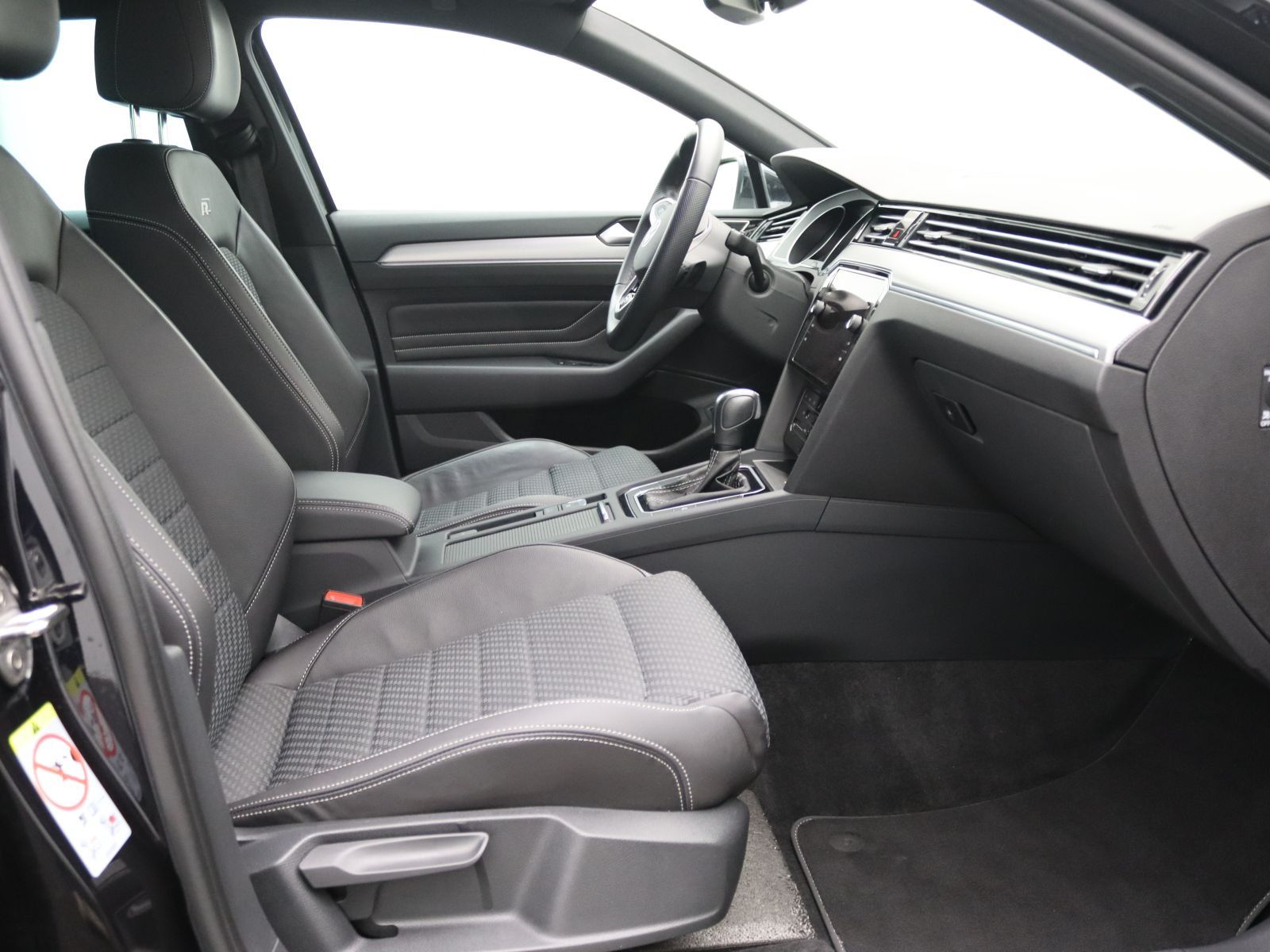 Volkswagen Passat Variant - Bild 11