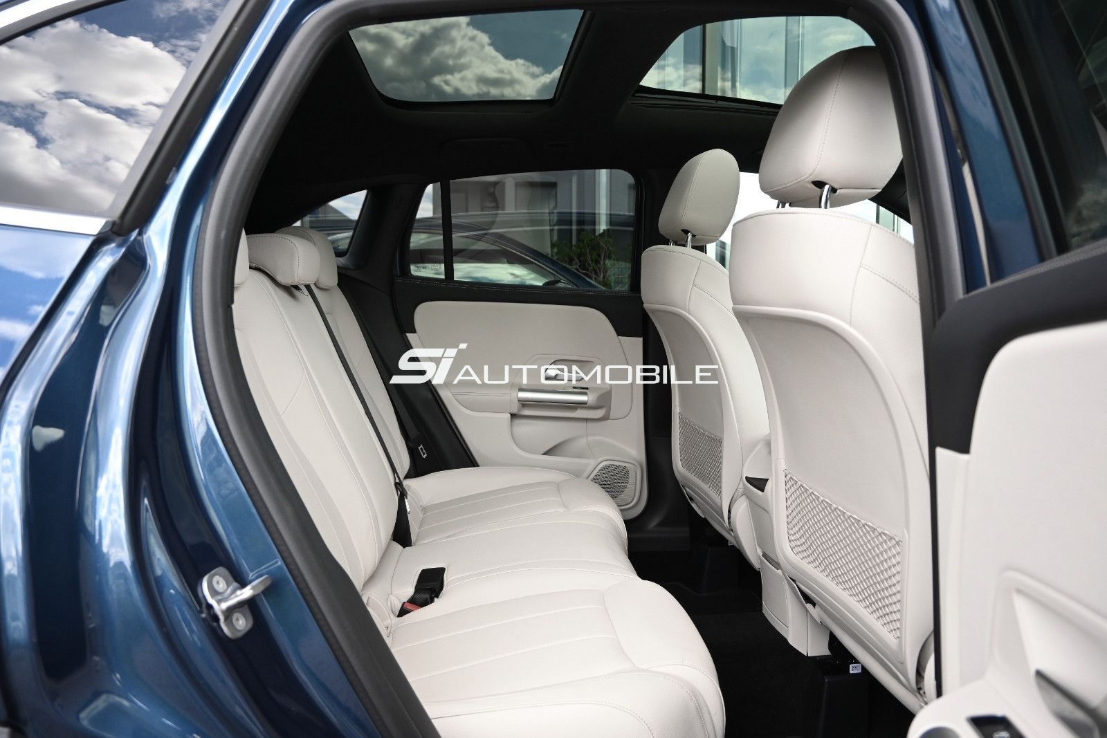 Fahrzeugabbildung Mercedes-Benz GLA 200 d 4MAT. Progressive °AHK°PANORAMA°