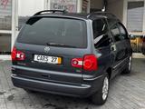 Volkswagen Sharan 1.9TDI AUTOMATIK 7-Sitzer Navi Klima PDC - Volkswagen Sharan mit Diesel-Antrieb: Kleinbus, 1.9