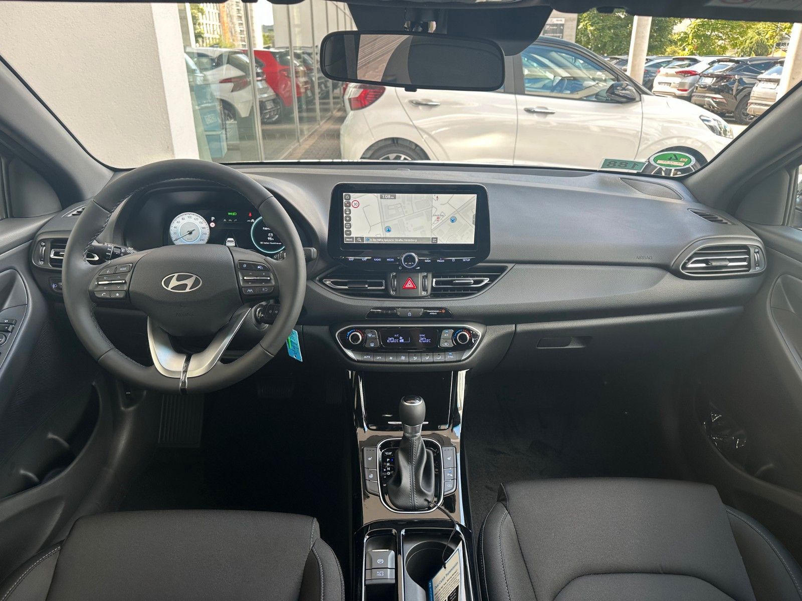 Fahrzeugabbildung Hyundai i30 Advantage 1.0L 100PS NAVI/SHZ/AUTOMATIK!