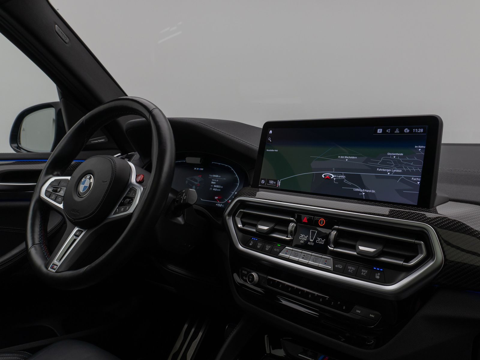 Fahrzeugabbildung BMW X3 M Competition Panorama Laser 360° HUD H/K AHK