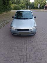 Opel Corsa B Benziner TÜV dis 03/2026 - Opel Corsa aus 1998: B