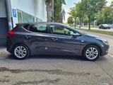Kia cee'd / Ceed FIFA World Cup Edition - gebrauchte Kia cee'd / Ceed aus dem Jahr 2014