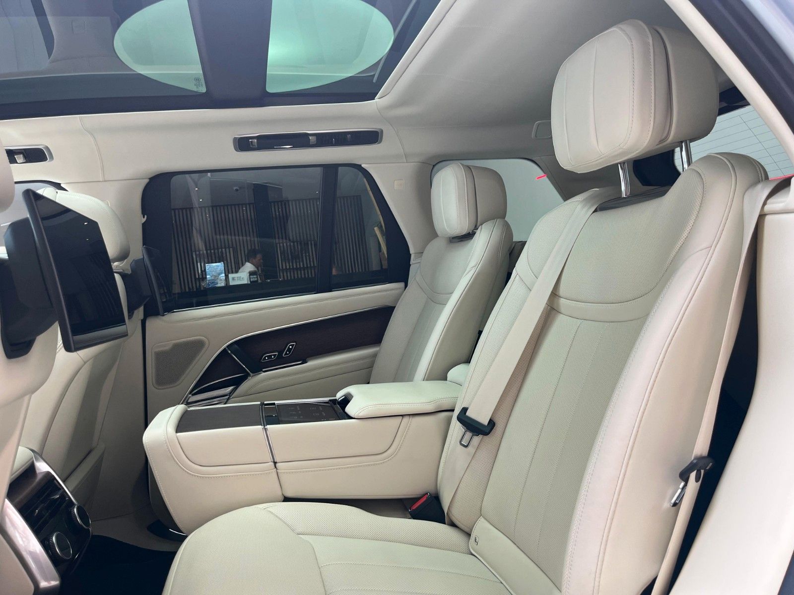 Fahrzeugabbildung Land Rover Range Rover Autobiography P510e*Garantie 05/2028