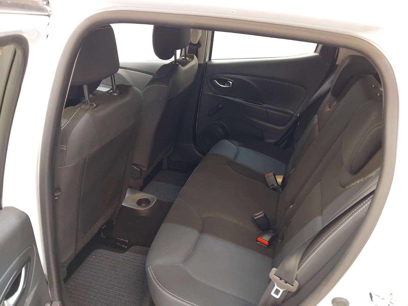 Renault Clio (08/2019, Benzin)