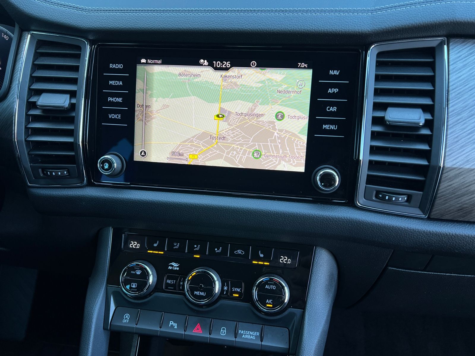 Fahrzeugabbildung SKODA Kodiaq Style 1.5 TSI DSG FL *AHK, LED, ACC, 19"-