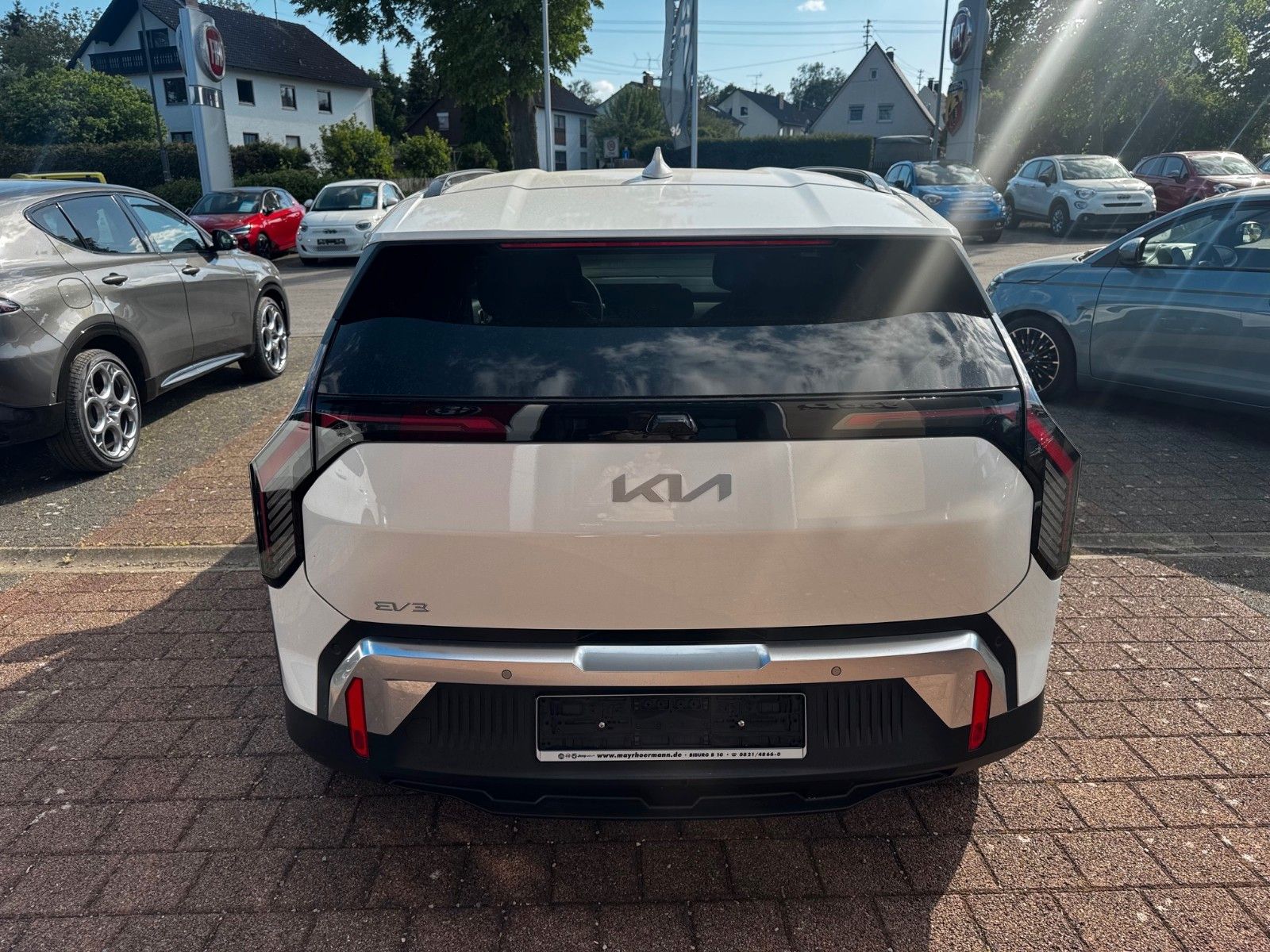 Fahrzeugabbildung Kia EV3 81.4 EARTH WIC BUS UPG DWP