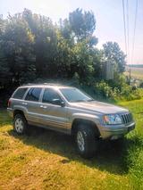 Jeep Grand Cherokee V8 ,Höherlegung, Rostfrei - Jeep Grand Cherokee in Chemnitz