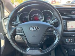 Fahrzeugabbildung Ceed_sw Sportswagon Dream Team 1.4 CVVT