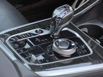BMW X7 M50i Gestik Laser Soft-Close KUNDENAUFTRAG