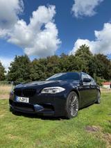 BMW M5 Imperial Blau  - BMW M5: 5
