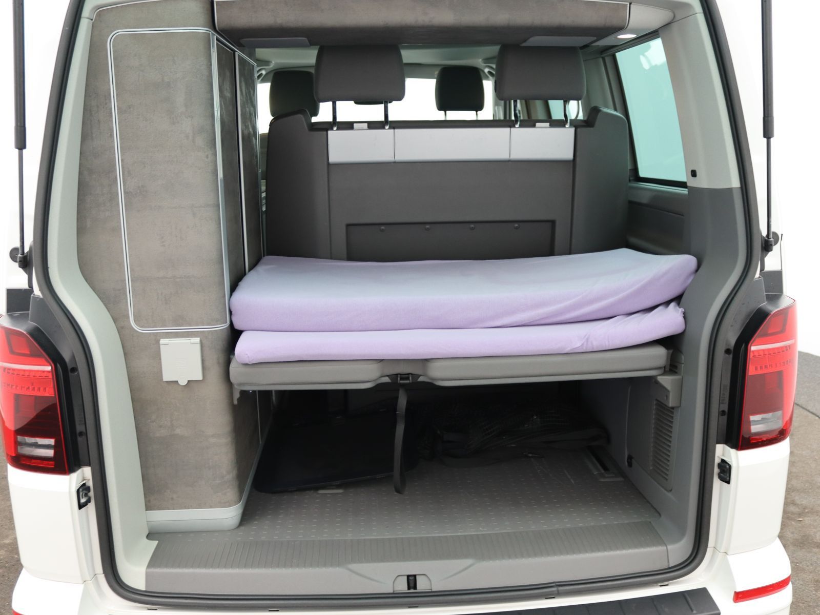 Volkswagen T6 California - Bild 9