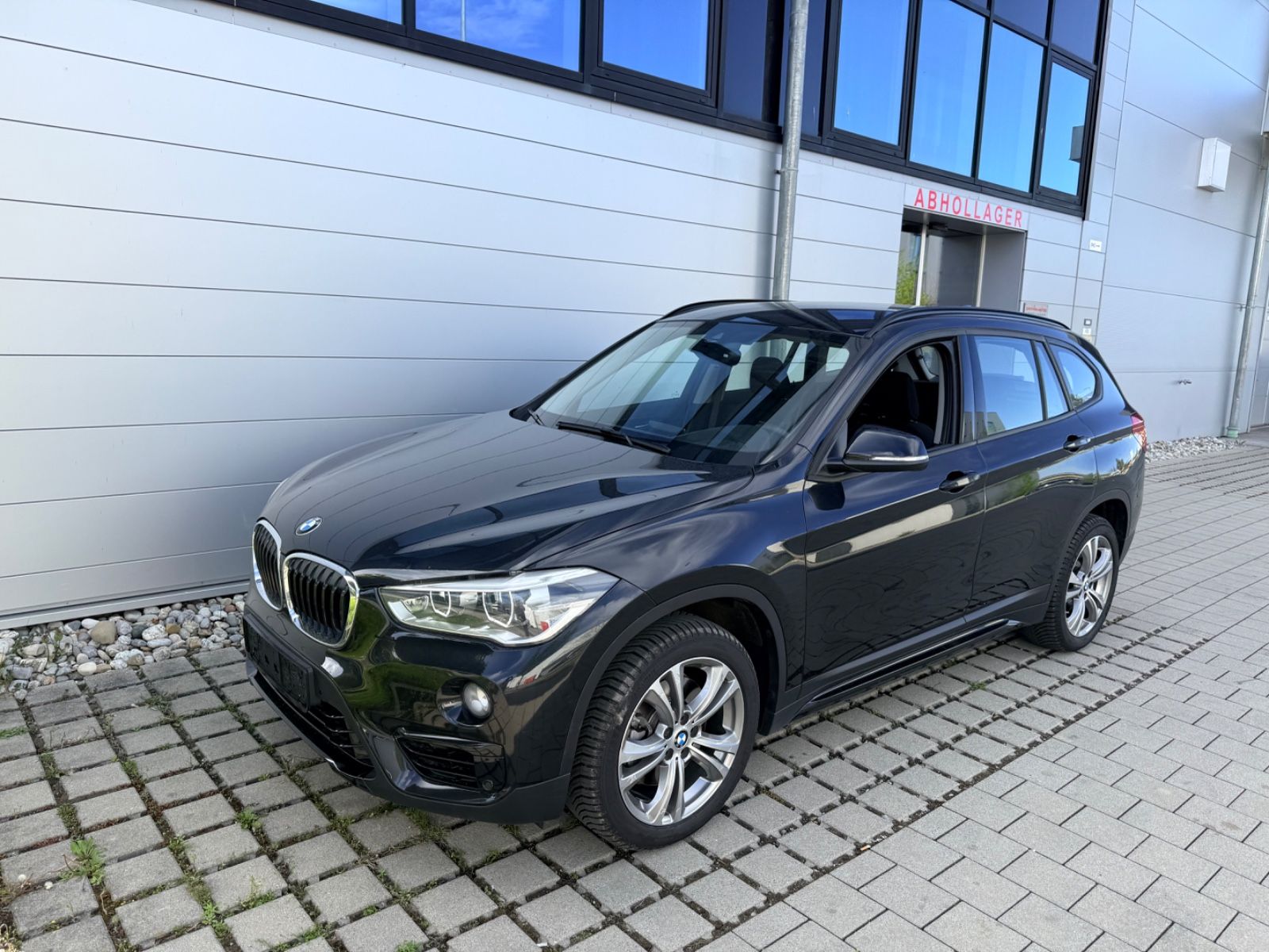 BMW X1 xDrive 25i Sport Line/Navi/LED/Head-UP foto 4