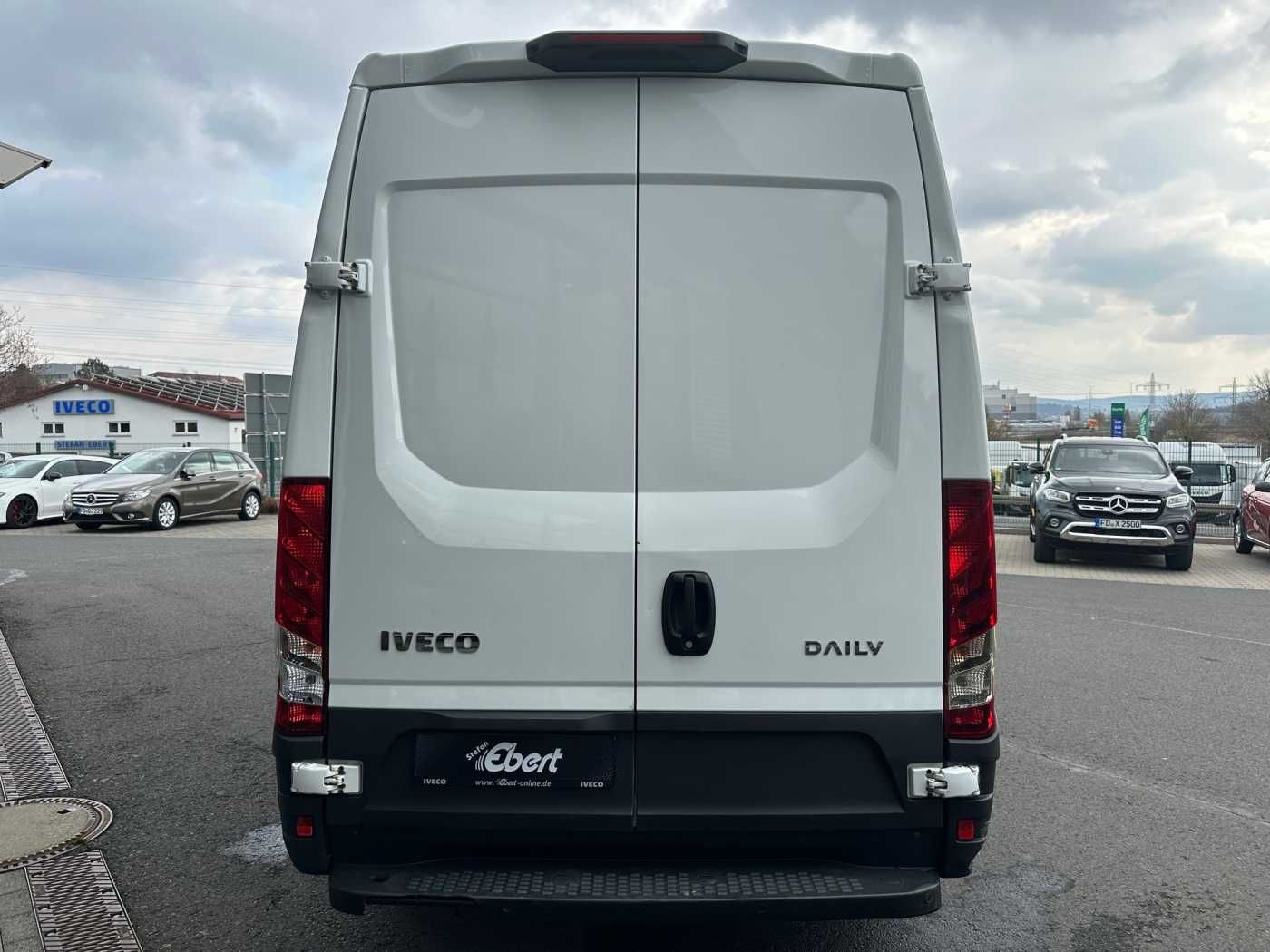 Fahrzeugabbildung Iveco Daily 35S16 *Klima*L3.520mm*