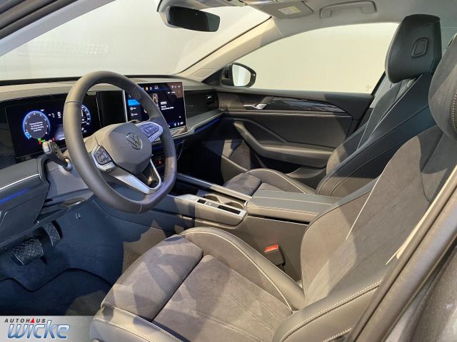 Passat Variant 1.5 eTSI DSG Business NAVI KLIMA