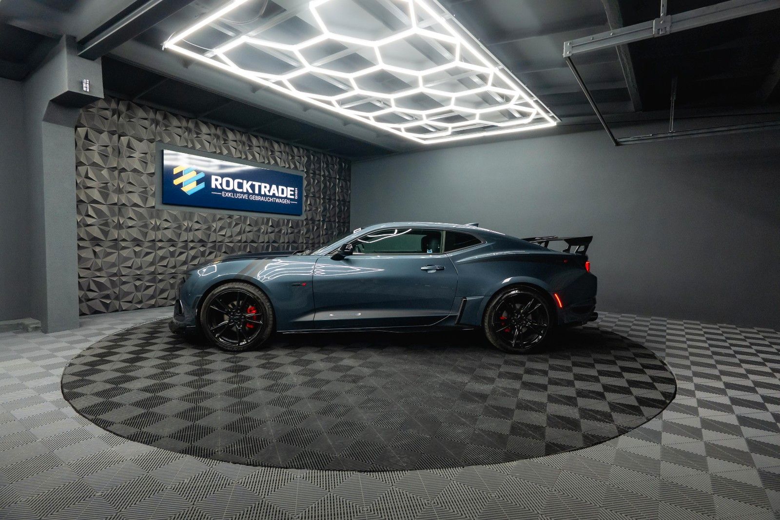 Fahrzeugabbildung Chevrolet Camaro 2.0 Turbo Coupe ZL1 Package *CarPlay*LED*