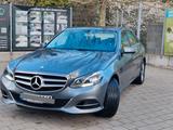 Mercedes-Benz E 200 Diesel nur 72000 km - : mit Navigationssystem, 720
