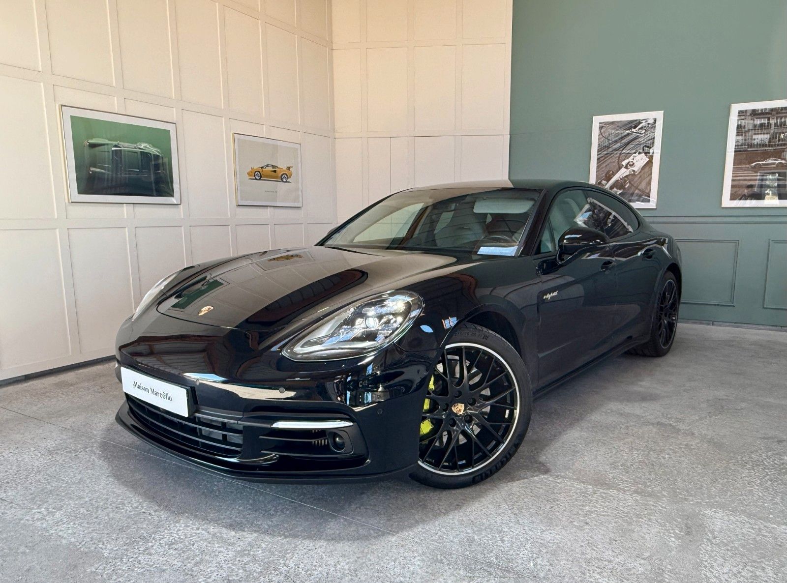 PORSCHE Panamera 4 E-Hybrid