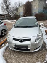 Toyota Auris - Toyota Auris in Nürnberg