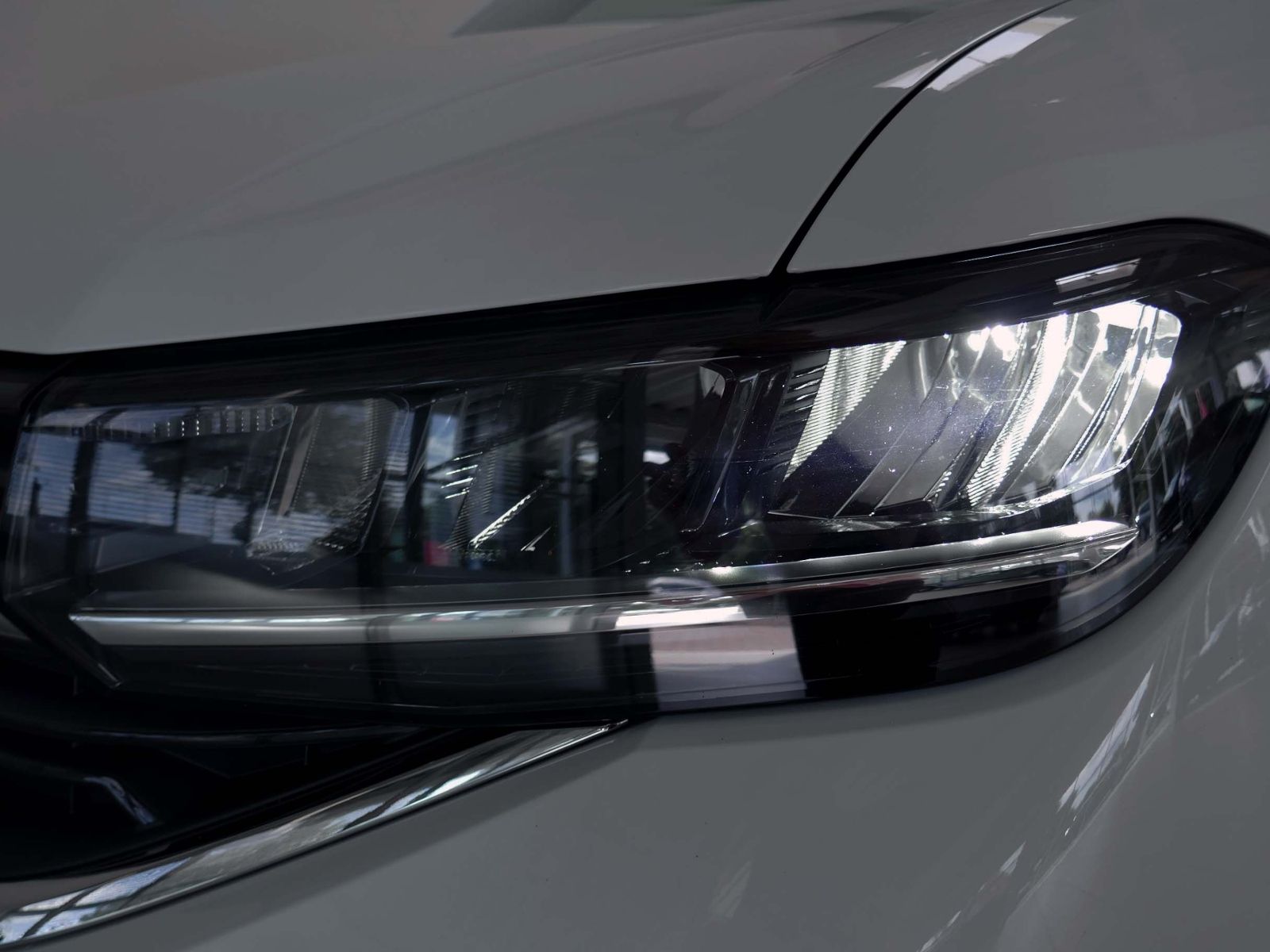 Fahrzeugabbildung Volkswagen T-Cross Life 1.0 TSI | LED PDC ACC App