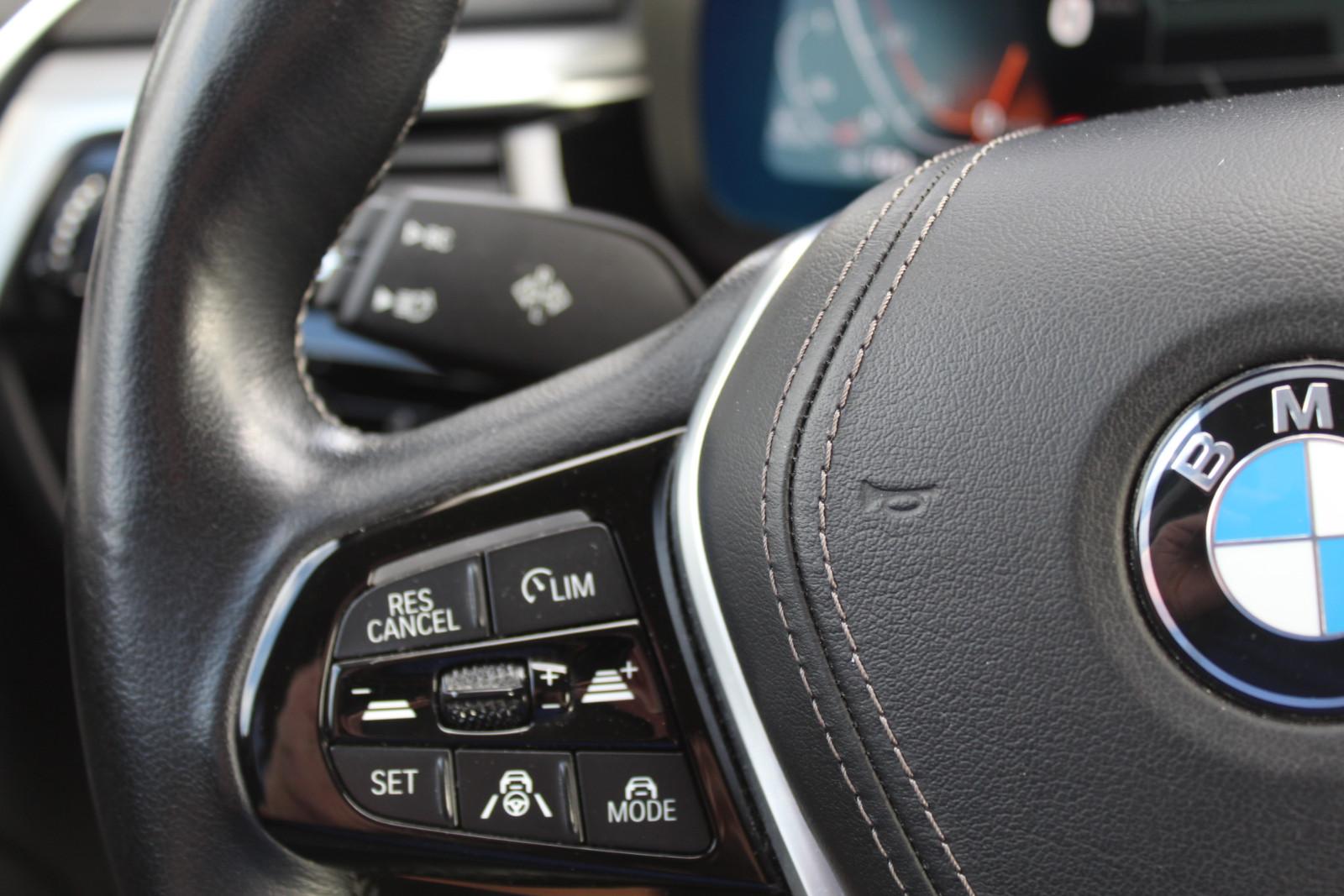BMW 520d xDrive Tour. +HUD+Sportsitz+MEMORY+DAB+ACC+
