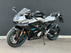 CFMOTO 675 SR-R NEBULA BLACK +++ SOFORT VERFÜGBAR