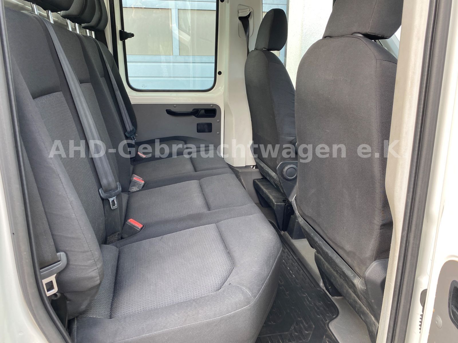 Fahrzeugabbildung MAN TGE 3.140 Doppelkabine Langer Radstand