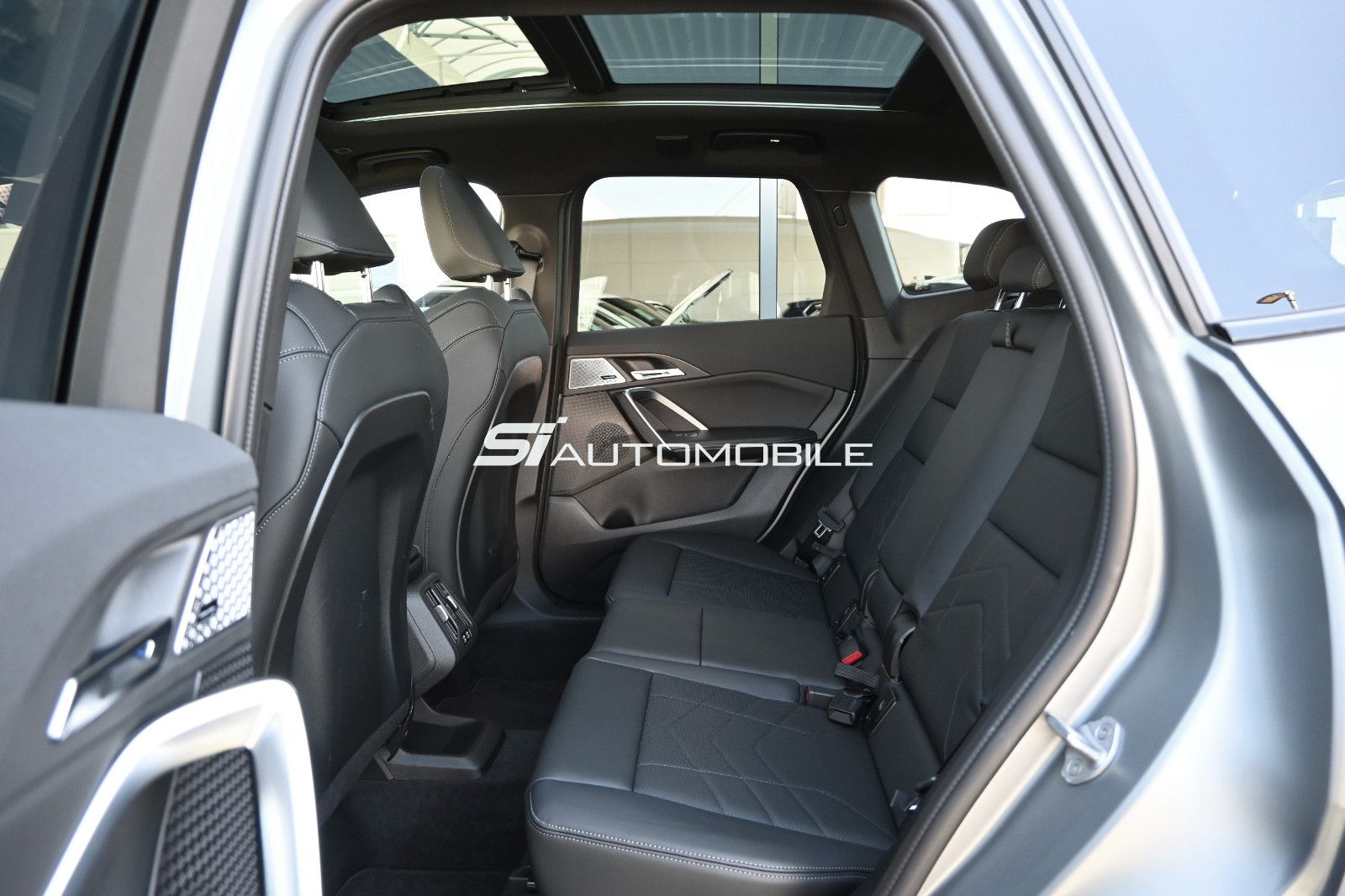 Fahrzeugabbildung BMW X1 xDr23d M SPORT °ACC°AHK°HUD°HK°MEMO°PANO°360°