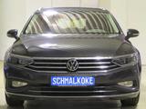 Volkswagen Passat Variant 2.0TDI SCR DSG7 4Mot Elegance Nav - Volkswagen Passat Variant mit Diesel-Antrieb: Kombi, Automatik