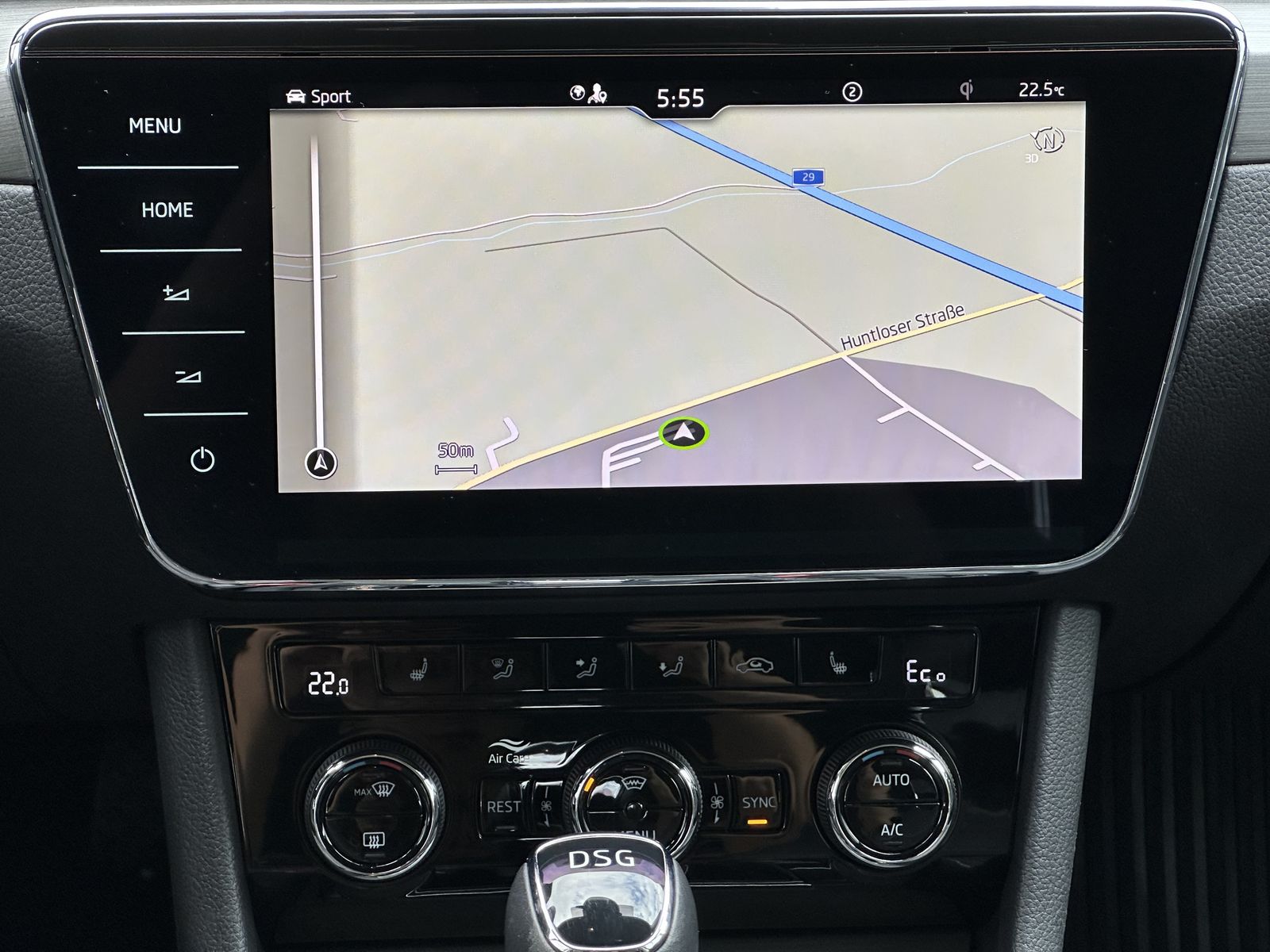 Fahrzeugabbildung SKODA Superb Combi 1.4 TSI iV DSG Style NAV+LED+VCOCK