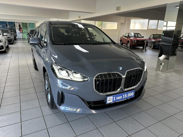 BMW 218 Active Tourer  Kamera LED Navi PDC Sitzhz Ca