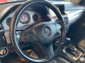 MYAUTOCENTER – Gebraucht- und Jahreswagen mit Werkstattservice in Pfaffenhofen Mercedes-Benz GLK 350 CDI 4Matic *Navi*Klima*AHK*SHZ*