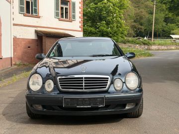 Mercedes CLK 320 - 2