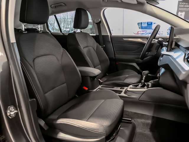 Ford Focus Turnier 1.0 EcoBoost Titanium Edition Navi