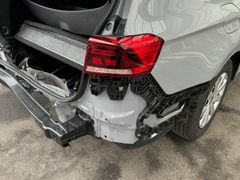 Fahrzeugabbildung Volkswagen Passat Variant 2,0 TDI DSG Unfall  Airbag`s O.K.
