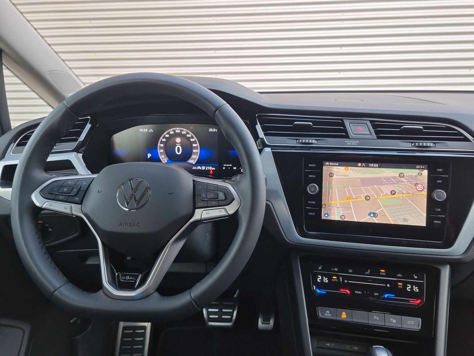 Volkswagen Touran - Bild 16