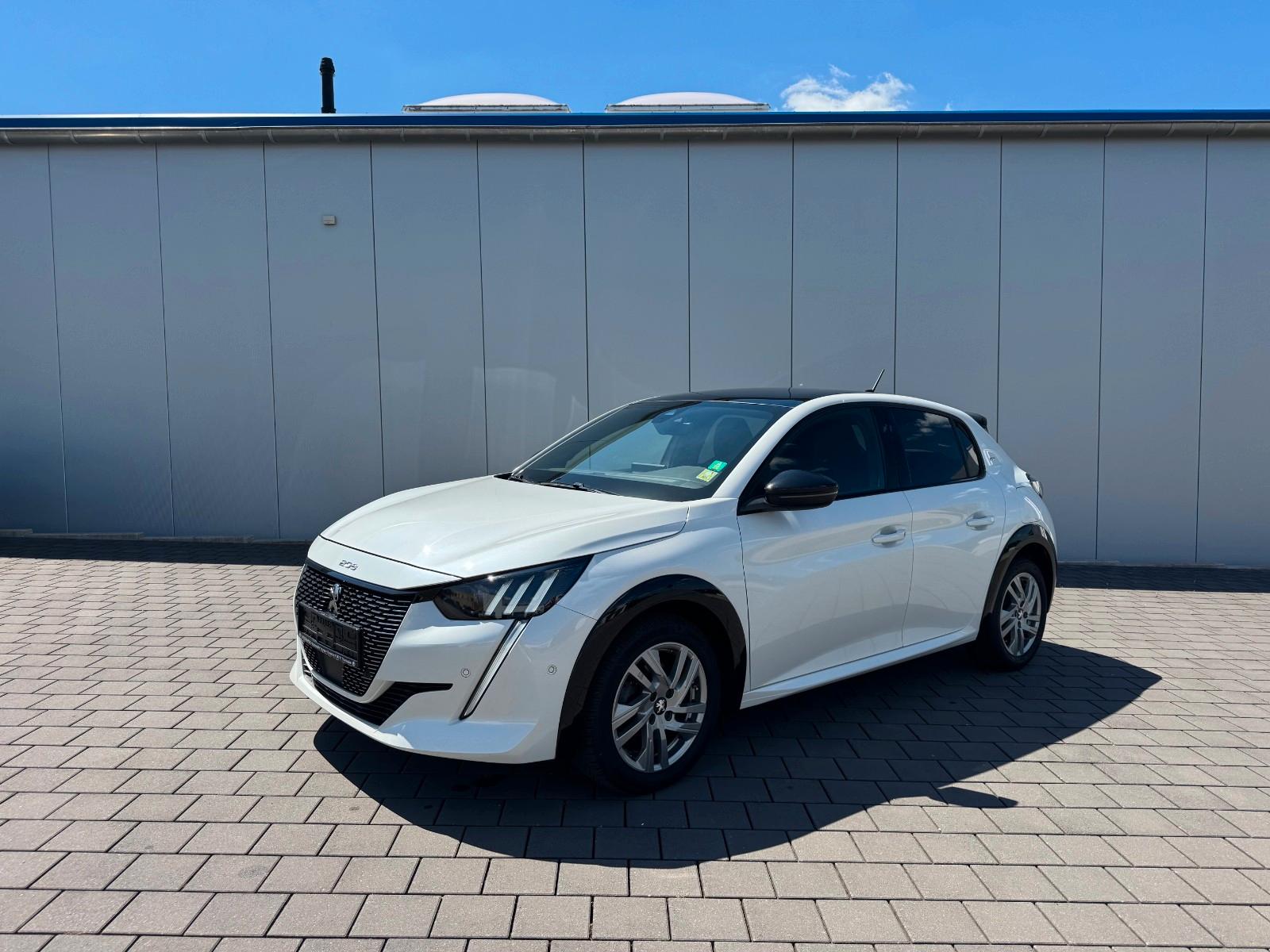 Peugeot 208 GT Pack Pano Kamera Navi LED Automatik